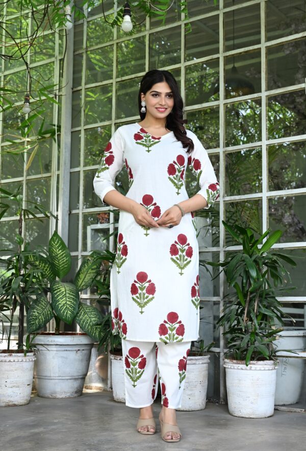 Women's White and Maroon Floral Printed Cotton Straight Kurta Set - Image 7