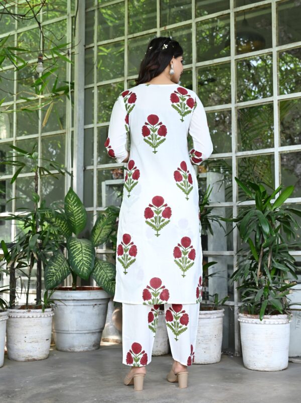 Women's White and Maroon Floral Printed Cotton Straight Kurta Set - Image 6
