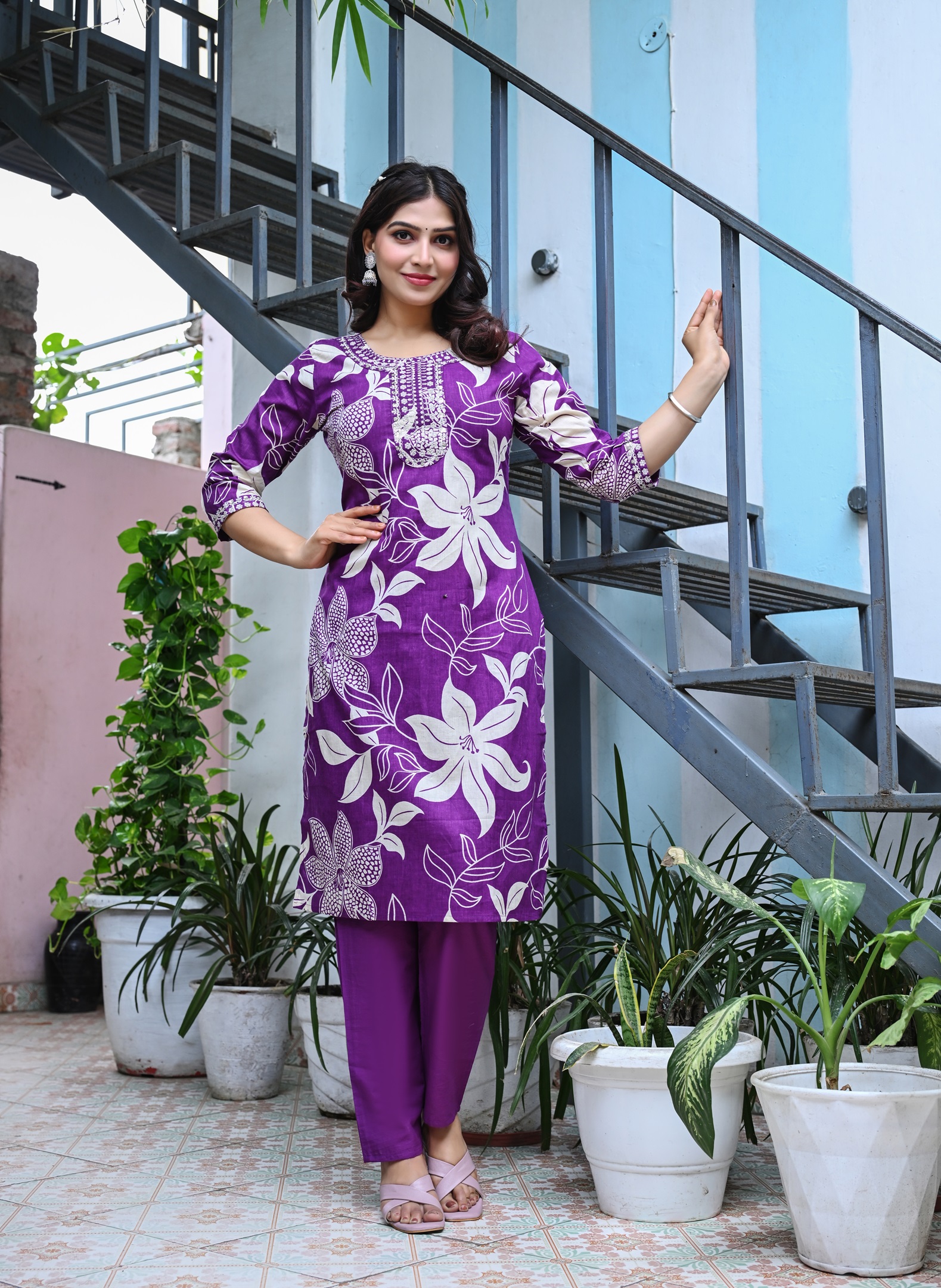 Women's Purple Floral Printed Cotton Kurta Set - Image 4