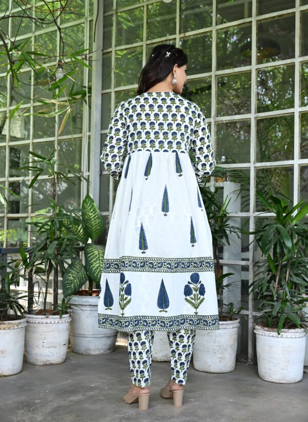 Women's Hand Block Printed Cotton Kurta Set - Image 6
