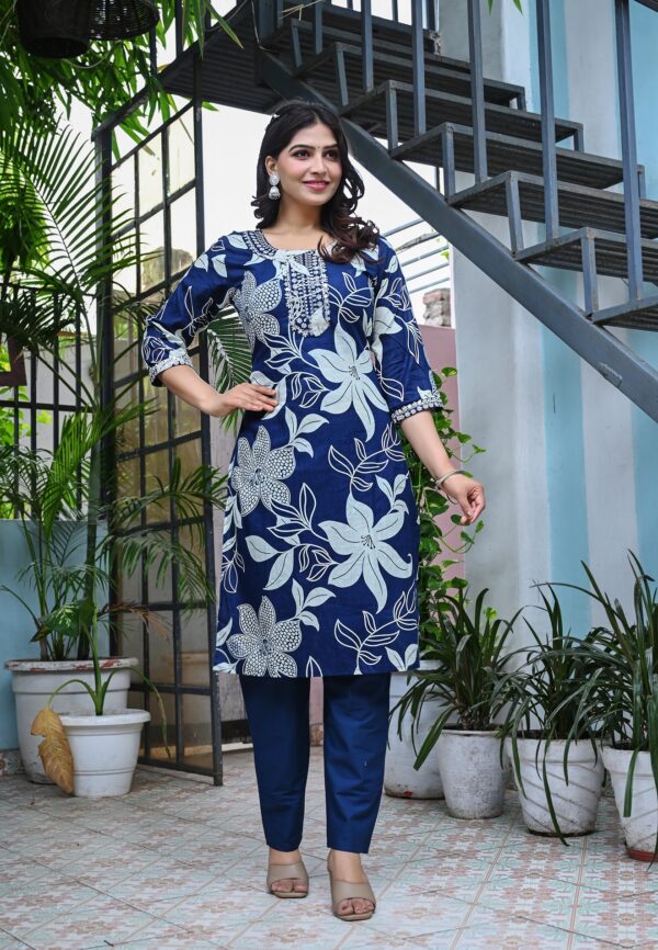 Women's Blue Cotton Floral Printed Kurta Set