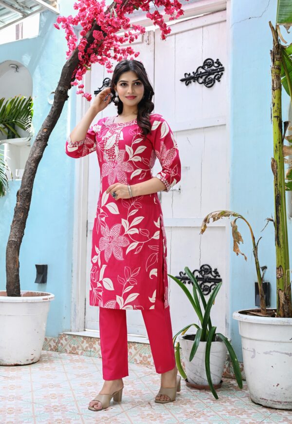 Women's Pink Cotton Kurta Set with White Floral Printed with Dupatta
