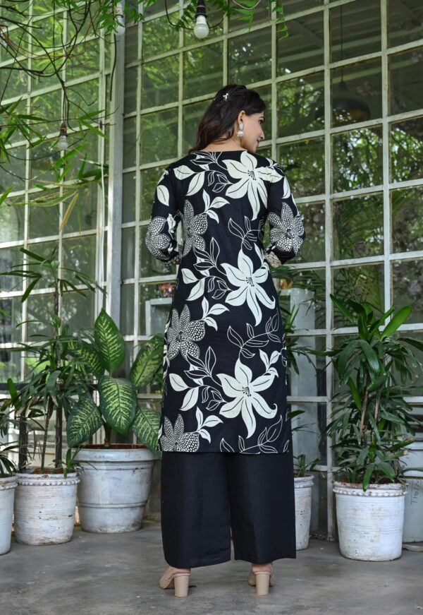 Women's Black Cotton Jaipuri Floral Print Kurta Pant Set - Image 6