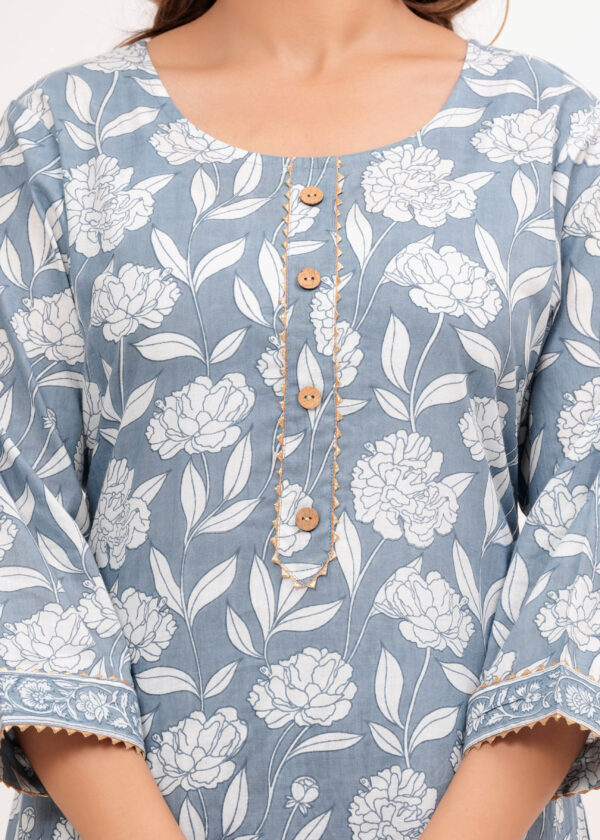 Women Ethnic Motifs Printed Regular Kurta with Trousers & With Dupatta - Image 2