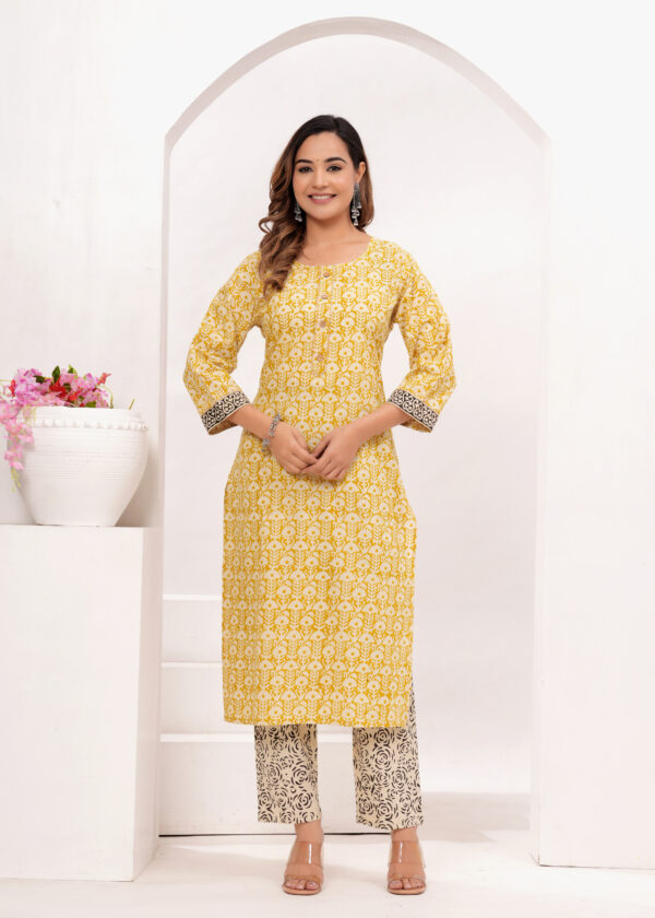 Women Ethnic Motifs Printed Regular Kurta with Trousers & With Dupatta - Image 7