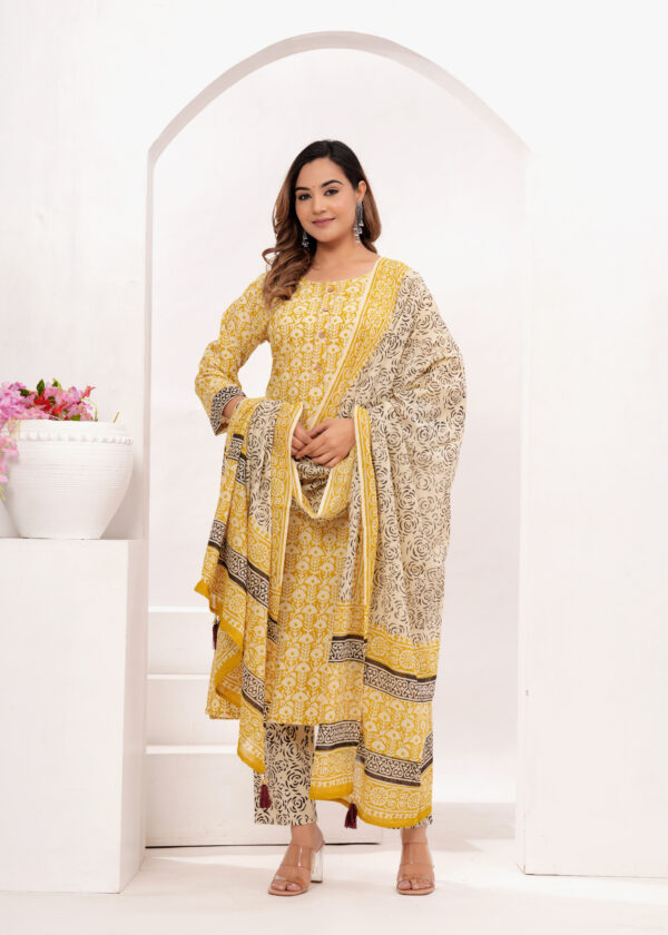 Women Ethnic Motifs Printed Regular Kurta with Trousers & With Dupatta - Image 6