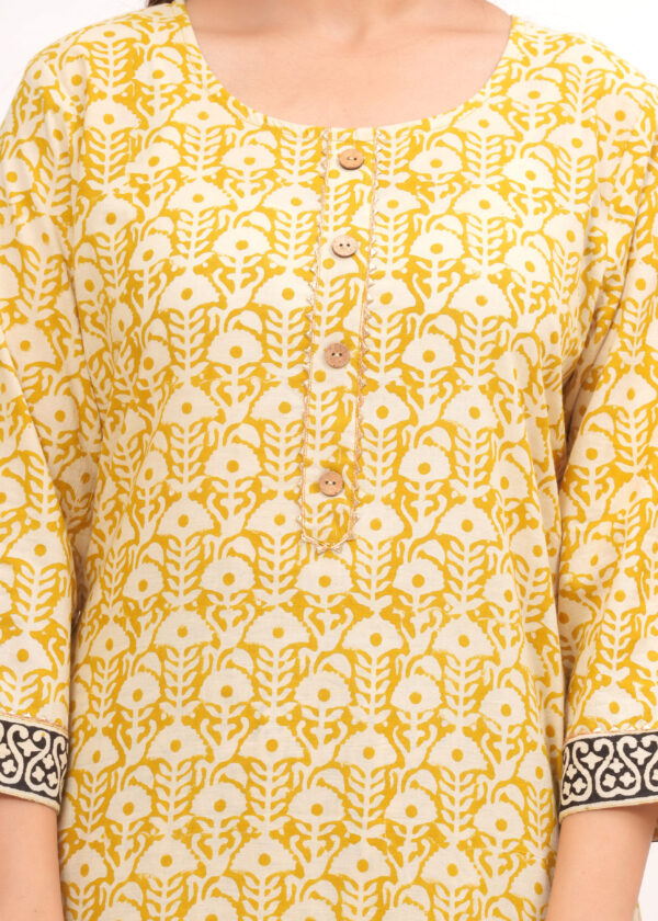 Women Ethnic Motifs Printed Regular Kurta with Trousers & With Dupatta - Image 2