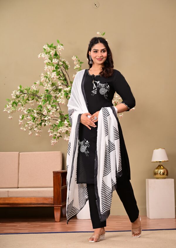 Black Ethnic Motifs Embroidered Cotton Kurta with Trousers & Dupatta - Image 4