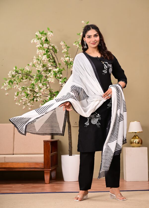 Black Ethnic Motifs Embroidered Cotton Kurta with Trousers & Dupatta - Image 2