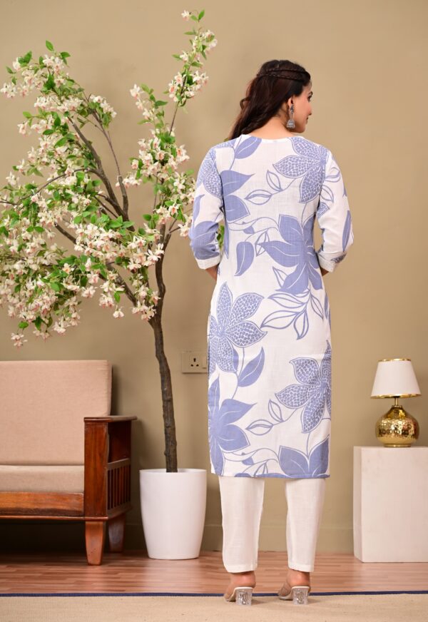 Blue Floral Printed V-Neck Thread Work Pure Cotton Kurta With Trousers - Image 2
