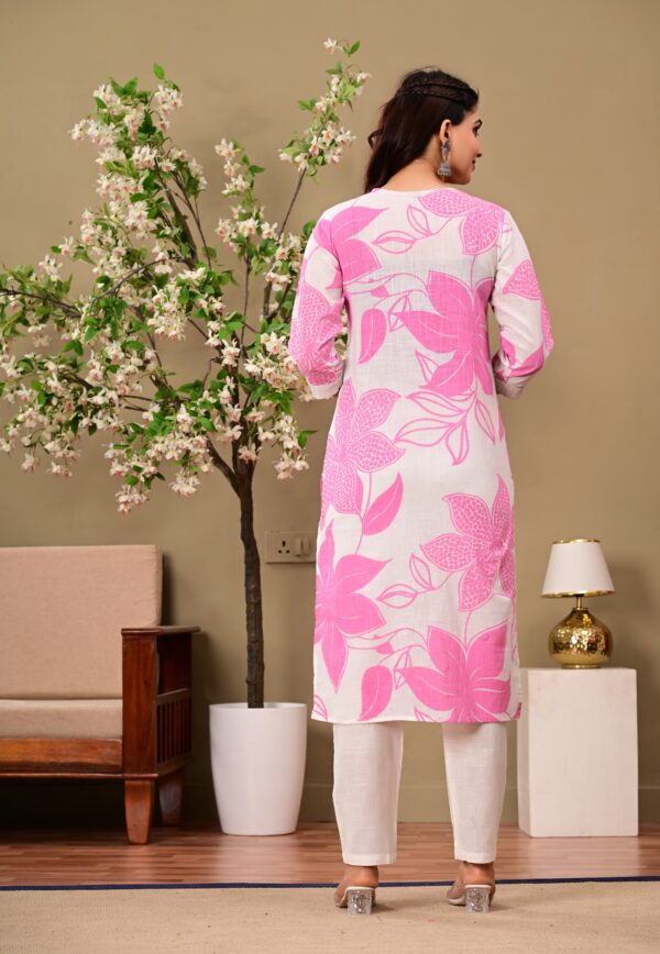 Pink Floral Printed V-Neck Thread Work Pure Cotton Kurta With Trousers - Image 2