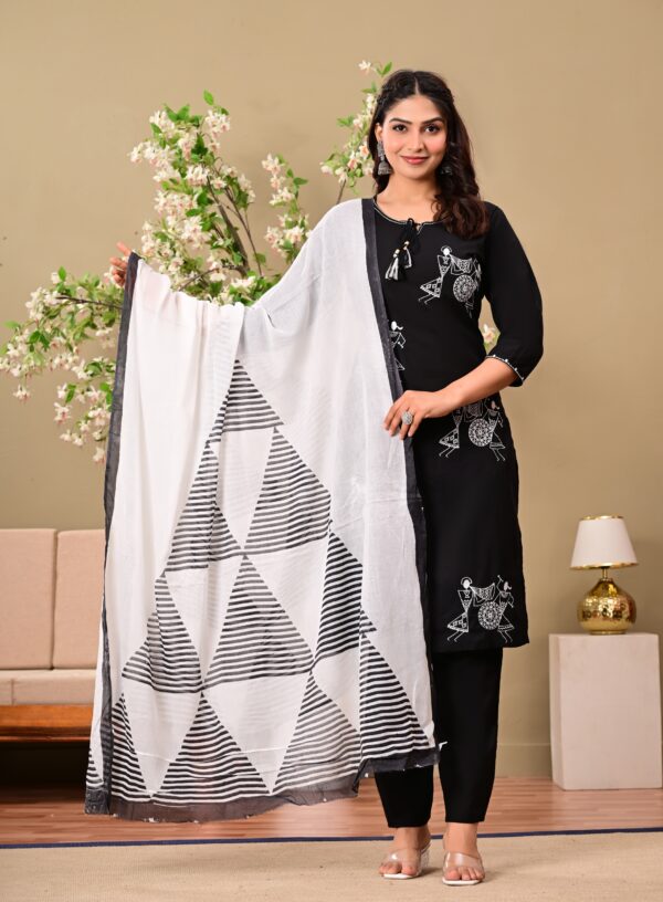 Black Ethnic Motifs Embroidered Cotton Kurta with Trousers & Dupatta